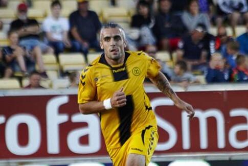 AC Horsens tager 2. pladsen på flot halvleg