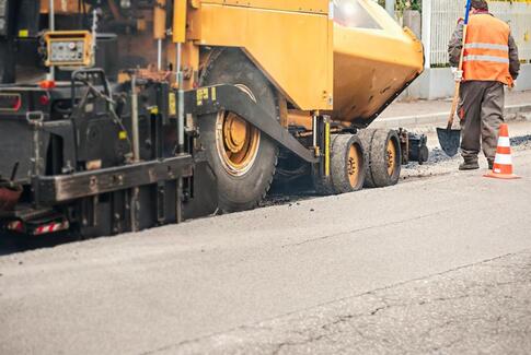 Ny asfalt til over 100 cykelstier og veje i år