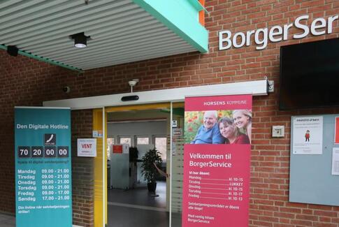 Fortsat brug for ansatte af kød og blod
