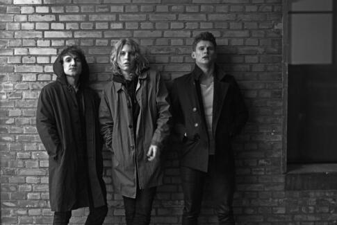 Dúné rocker på Horsens Ny Teater