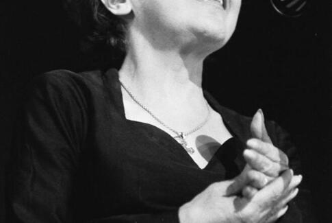 Kirsten Siggaard til 10-års jubilæumsfest på Pejsegården