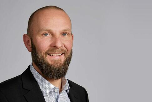 LÆSERBREV: Kampsporten i politisk benlås.