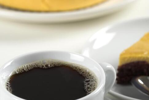 Kaffe og lagkage på Søvind Kro