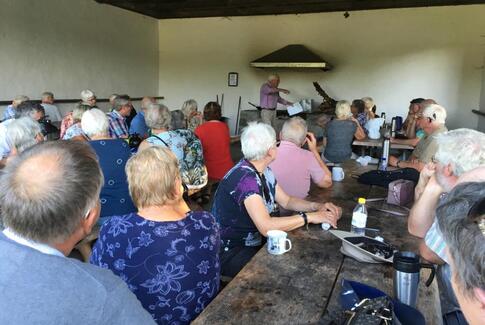Røde Kors-frivillige blev klogere på lokalhistorien