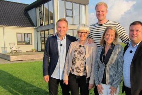 Hammerslag er tilbage med bedre boliger og nye mæglere