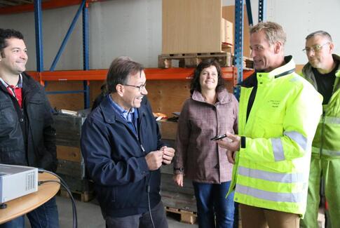 Giv et praj om skæve fliser og huller i vej