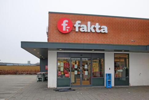 Også kø ved kassen i Hovedgård