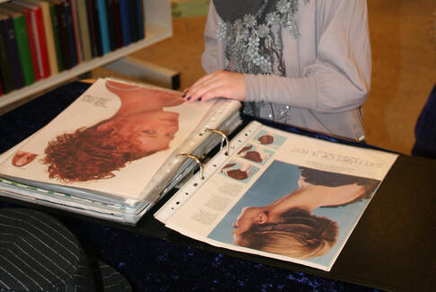 Jeg sætter mit hår, som jeg vil