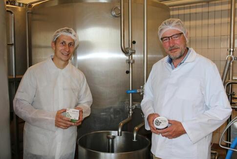 Søvind Mejeris produkter på Kagehusets hylder og i produktionen