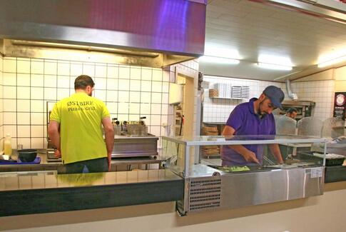 Digitale pizzaer på menukortet