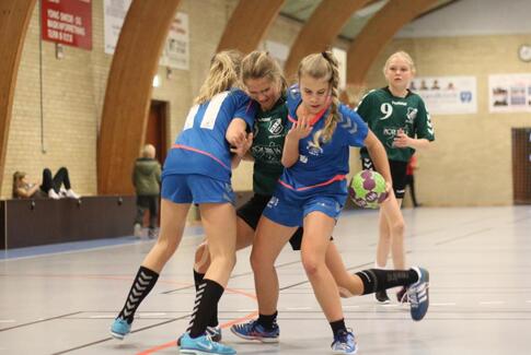 BØH-pigerne tog hul på 2. turneringshalvdel