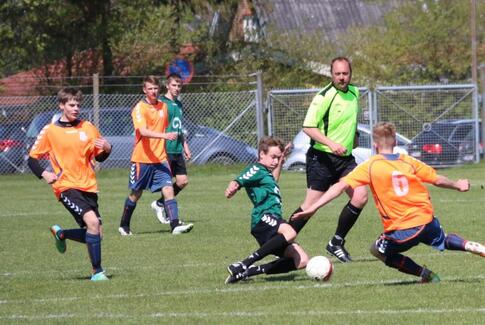 Østbirk spiller semifinale torsdag