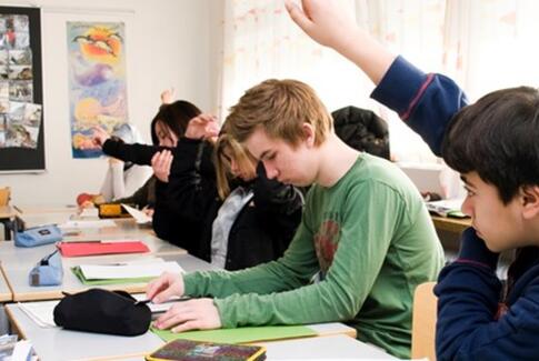Socialt sårbare børn halter efter i grundskolen