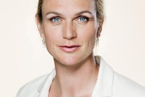 LA kalder undervisningsministeren i samråd